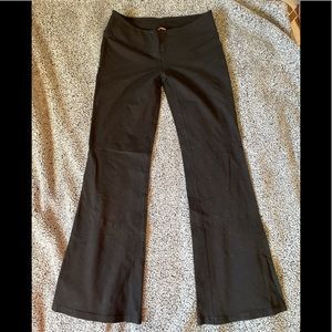 VINTAGE TNA Aritzia Yoga Stretch Pants Medium